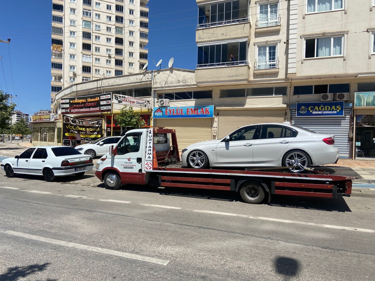 Narlı Oto Kurtarma – 0541 403 8308